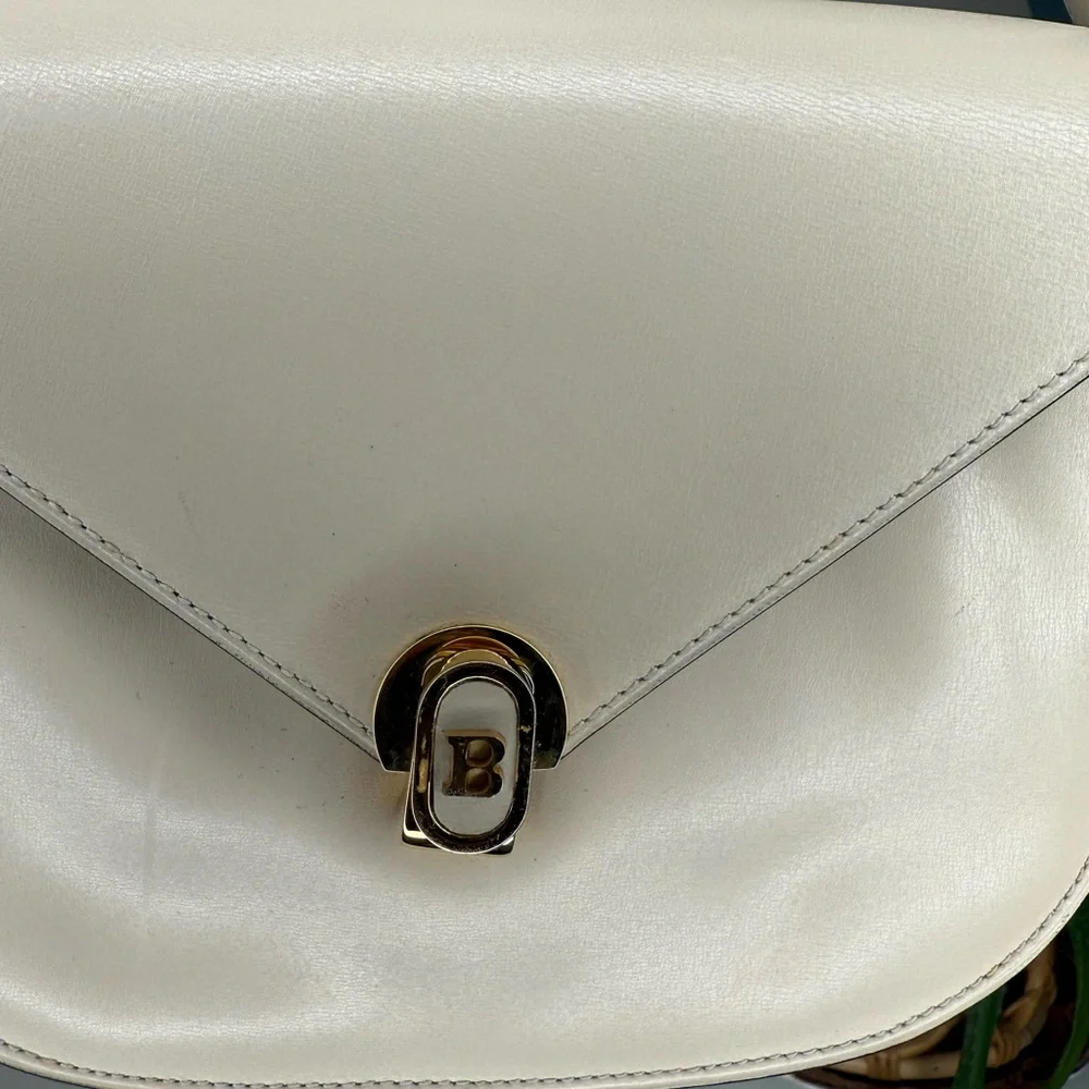 VTG 70s Bally International Cream Leather Shoulder Bag Italy Made Gold Hardware - Picture 11 of 14